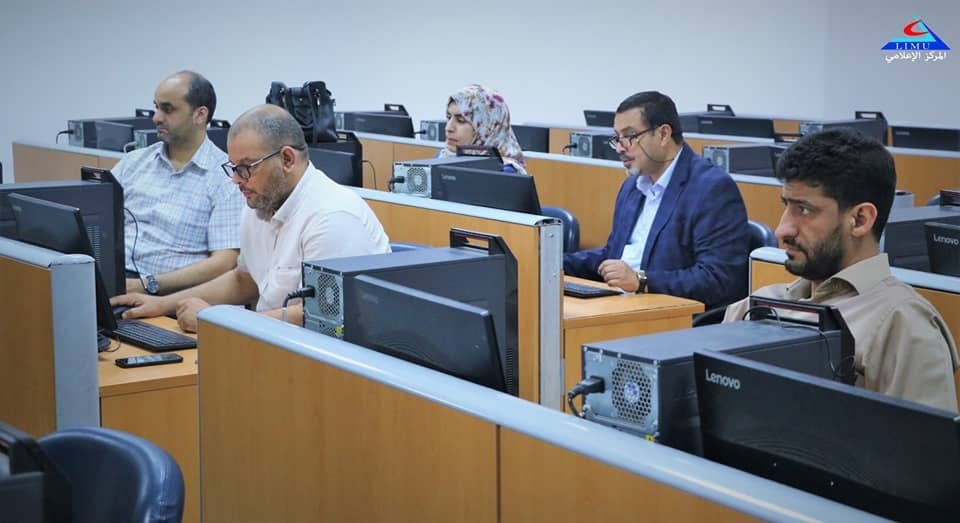 A Workshop For IT Faculty Members About The Moodle System